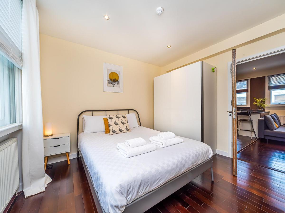 Pass The Keys - Holborn Apartment Close To Everything London Kültér fotó